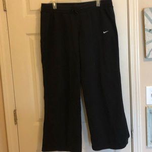 Women’s Nike sweat pants